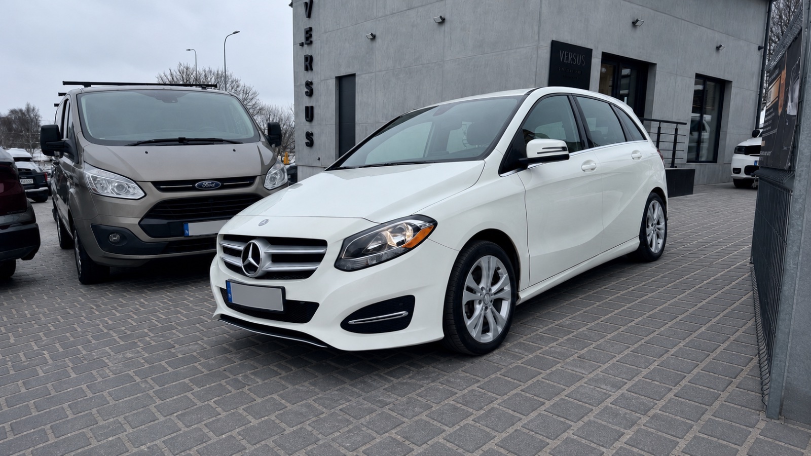 Mercedes-Benz B 250 W246 — zdjęcie 2