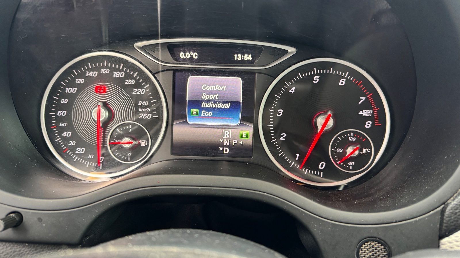 Mercedes-Benz B 250 W246 — zdjęcie 20